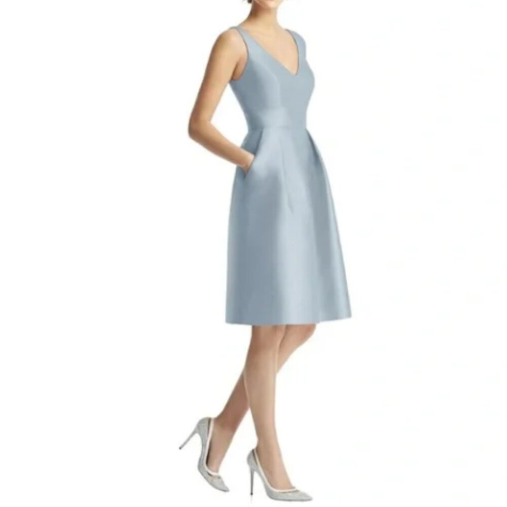 Alfred Sung Mist Blue V Neck Satin Dress Size‎ 14 D768